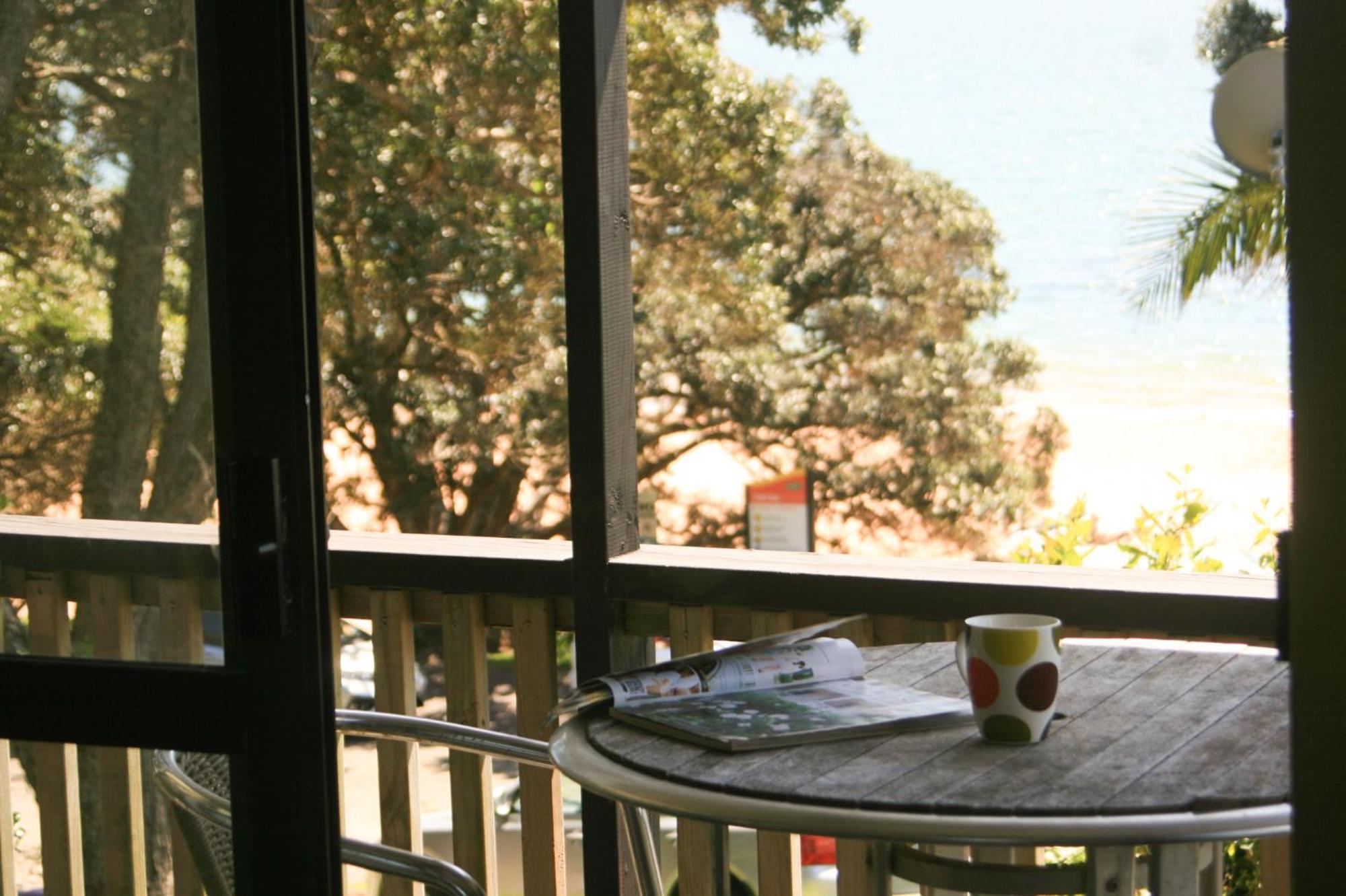 Driftwood Lodge Beachfront, Cable Bay, Northland Coopers Beach Bagian luar foto