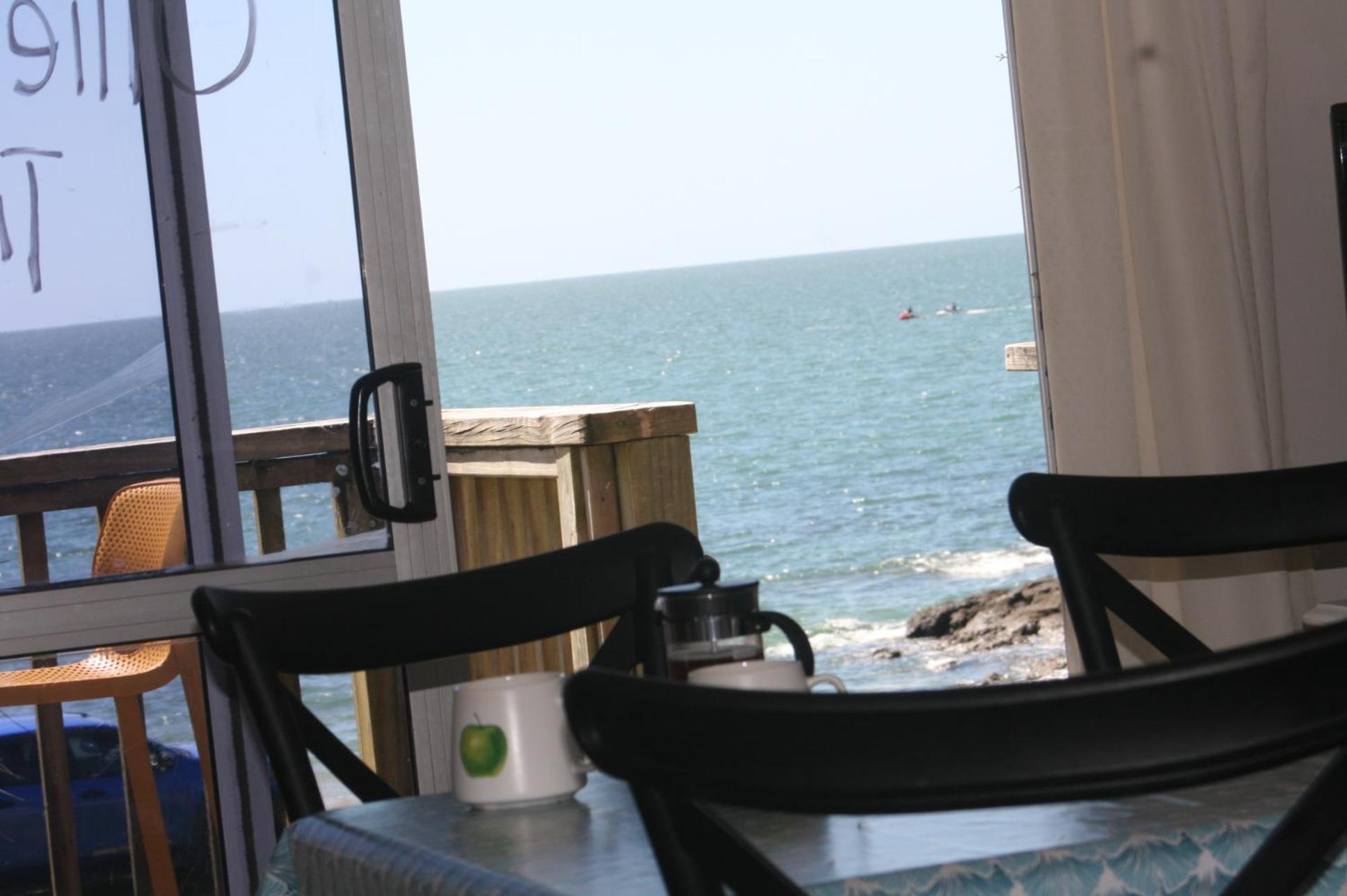 Driftwood Lodge Beachfront, Cable Bay, Northland Coopers Beach Bagian luar foto